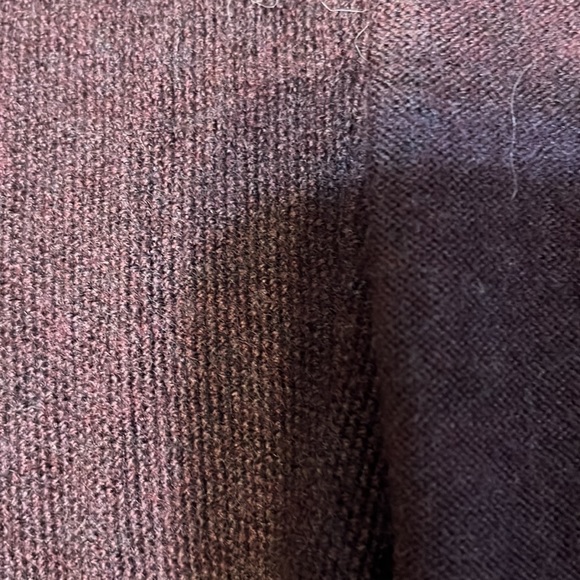 Adrienne Vittadini extra fine merino wool cardigan. - Picture 4 of 5